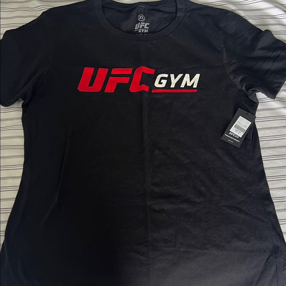 UFC GYM Black Logo Tee - Red & White Graphic